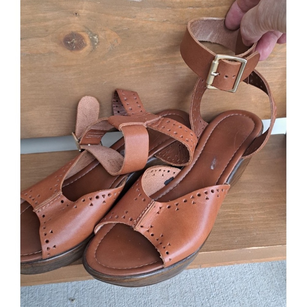 Sotto Sopra Women's Brown Perforated Leather Wedge Sandals 8.5 Made In Italy